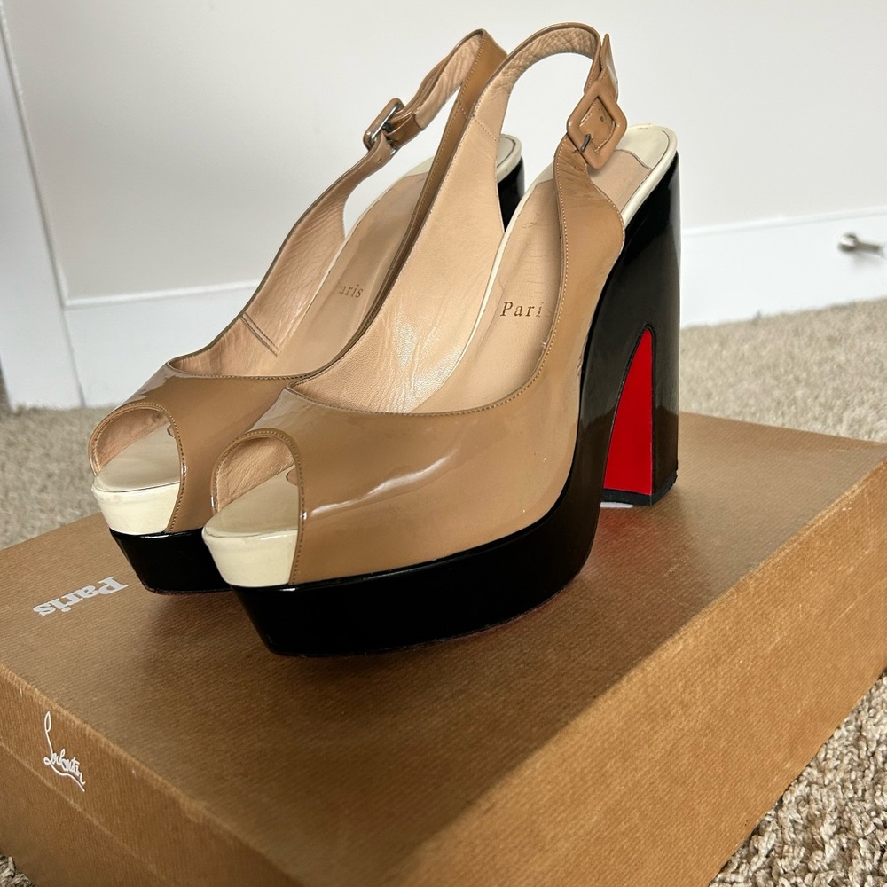 Christian Louboutin patent platform heels 👡👠